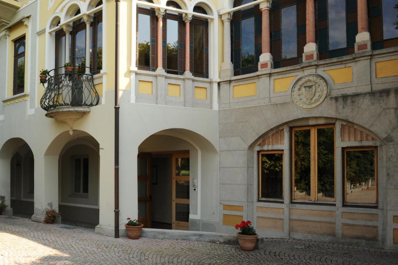 Hotel Dimora del Barone Romagnano Sesia Exterior foto